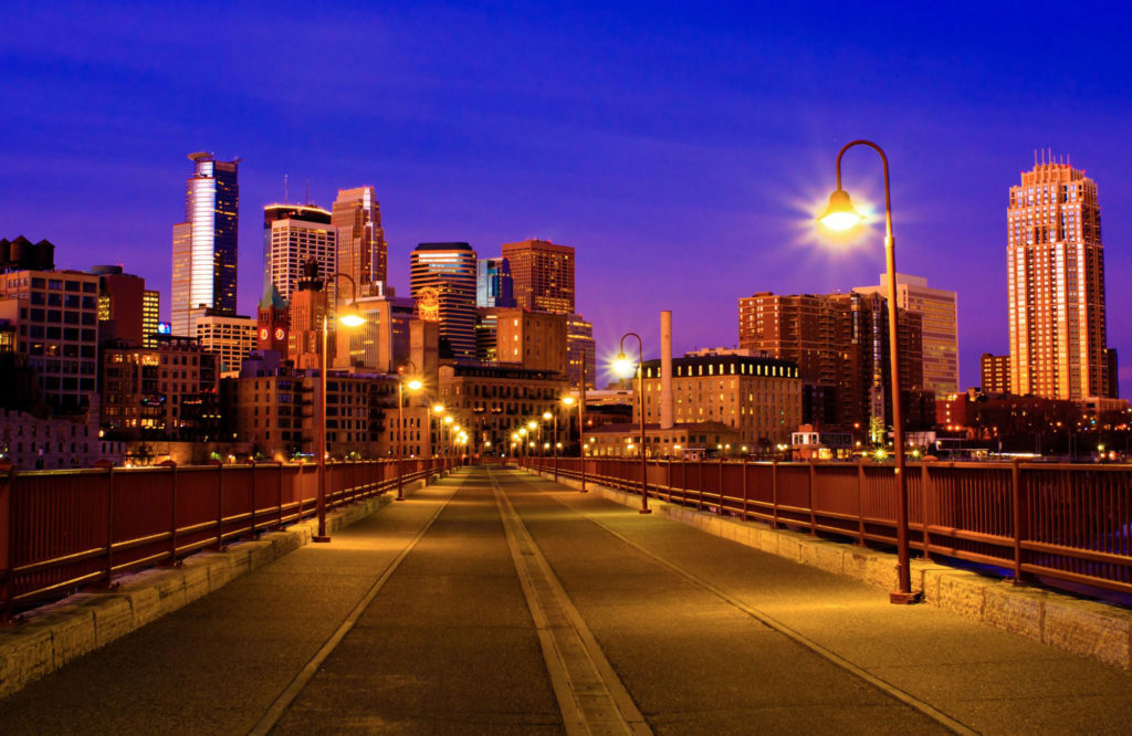 Stone Arch Bridge Minneapolis | Historic Bridge at night in Minneapolis, MN