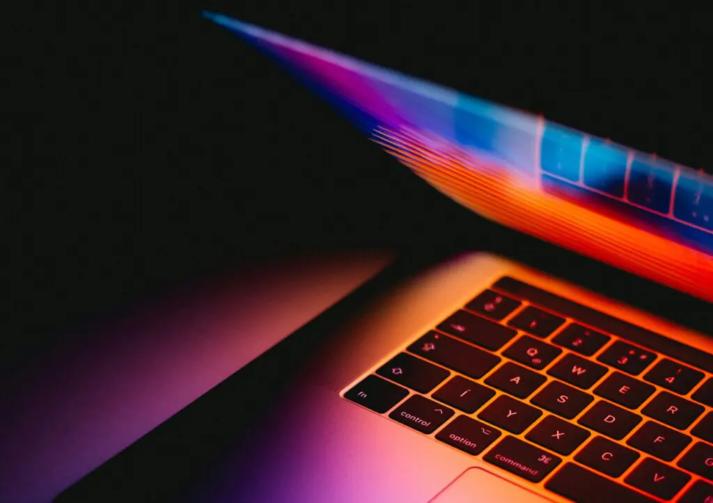 Mac laptop for web deisgn